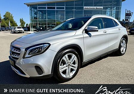 Mercedes-Benz GLA 220 d 4-MATIC/PANORAMA/LEDER/KAMERA/NAVI/LED