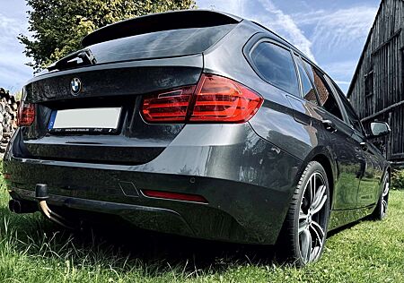BMW 320d 320 Touring Aut.