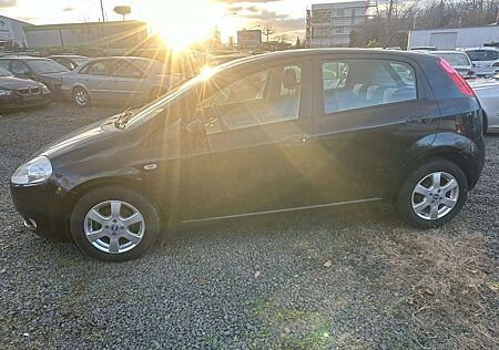 Fiat Grande Punto 1.4 16V Emotion*Klimaauto.*6 Gang