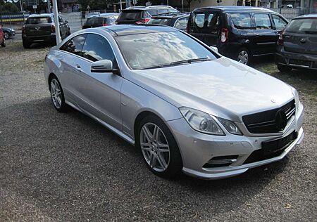 Mercedes-Benz E 350 CDI -COUPE AMG LINE