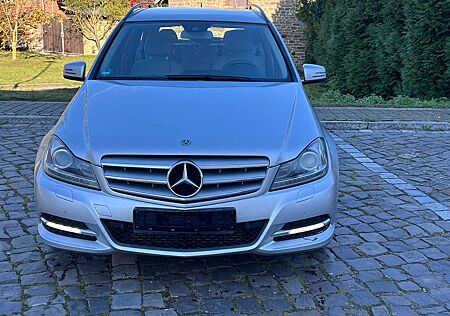 Mercedes-Benz C 220 T CDI DPF (BlueEFFICIENCY)