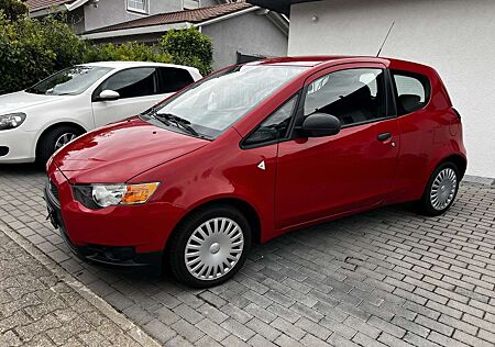 Mitsubishi Colt Inform