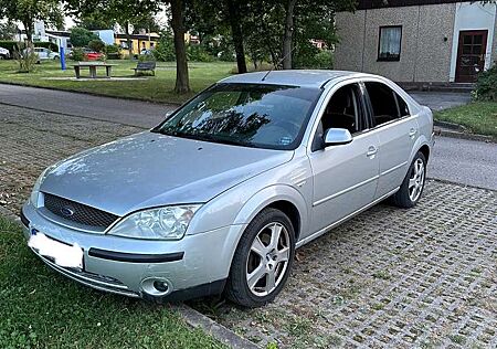 Ford Mondeo 1.8 Ghia