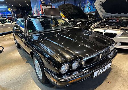Jaguar XJ Executive 3.2 V8 Leder Klimaanlage Servo