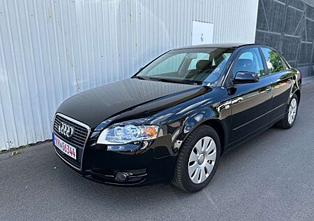 Audi A4 Lim. 1.8 T quattro 1.Hand,Scheckheft, Top