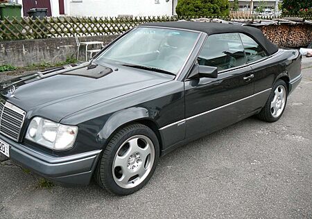 Mercedes-Benz E 220 Sportline