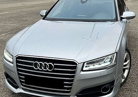 Audi A8 3.0 V6 TDI quattro 262ps