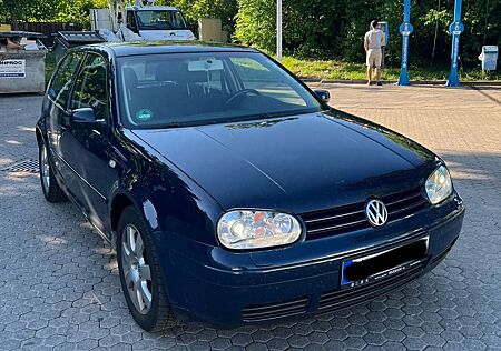 VW Golf Volkswagen 1.6 FSI Pacific