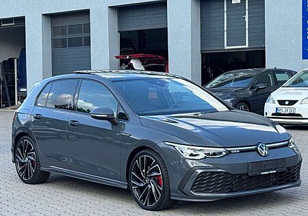 VW Golf Volkswagen VIII Lim. GTD °Pano°19°ACC°Keyless°