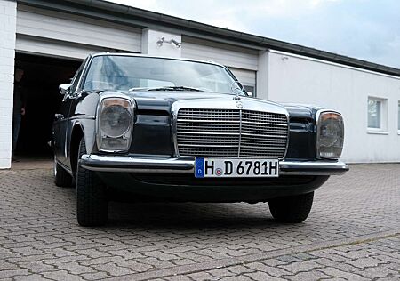Mercedes-Benz 250 C