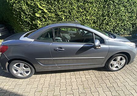 Peugeot 207 CC 120