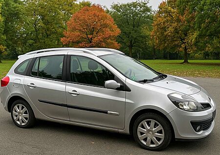 Renault Clio 1.2 16V Grandtour Rip Curl