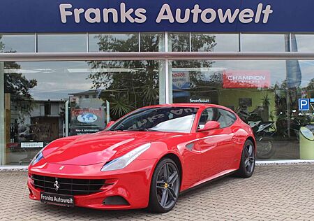 Ferrari FF V12 +4x4 + 1 Hand +... nur 25867 Kilometer!