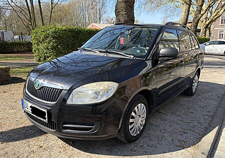 Skoda Fabia 1.2 HTP Combi Elegance