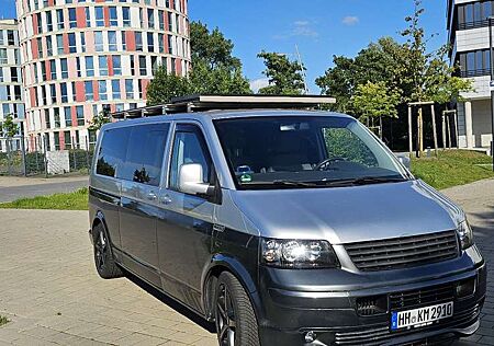 VW T5 Caravelle Volkswagen Wohnmobil / Solar / Tv / Camper /