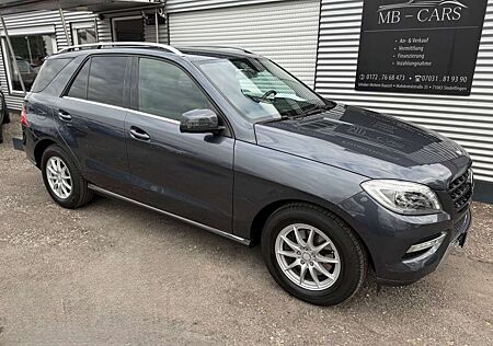 Mercedes-Benz ML 350 CDI BlueTec*BI-XEN*NAVI*360°-KAM*AIRMATIC