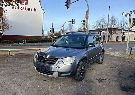 Skoda Yeti Adventure 4x4*TEMPOMAT*KLIMAAUTOMATIK*SHZ*AHK*PDC*