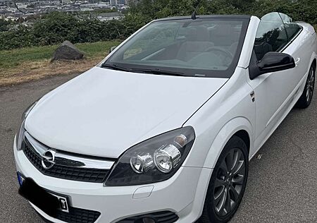 Opel Astra Edition "111 Jahre"