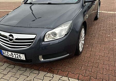 Opel Insignia 2.0 CDTI Sports Tourer Edition