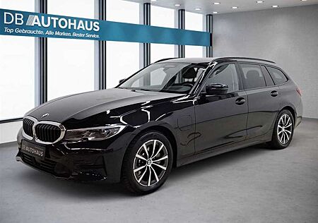 BMW 330 e Touring Advantage Steptronic