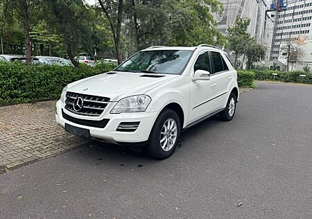 Mercedes-Benz ML 350 CDI 4Matic (164.125) TÜV NEU