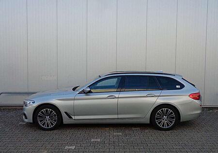 BMW 530 d xDrive Touring Aut. Sport Line, Leder, Navi