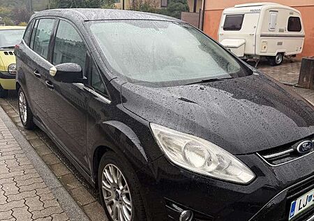 Ford Grand C-Max Titanium