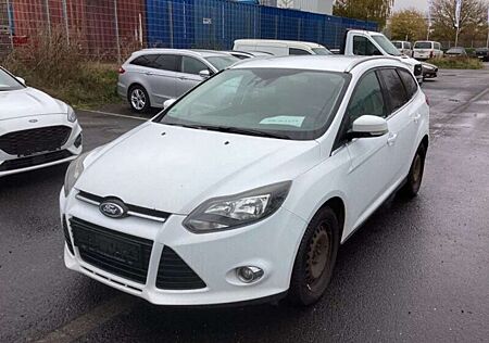 Ford Focus Titanium AHK Navi Temp Winter R.Cam