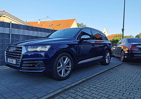 Audi SQ7 4.0 TDI (4MB) 7-Sitzer,Standheizung,Keyless-