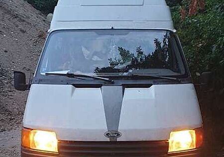 Ford Transit 120