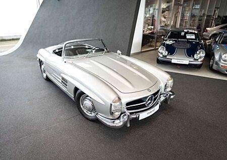 Mercedes-Benz 300 SL Roadster