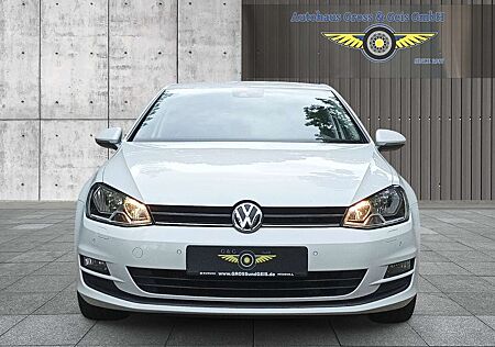 VW Golf Volkswagen 1.2 TSI Blue Motion Technology Comfortline