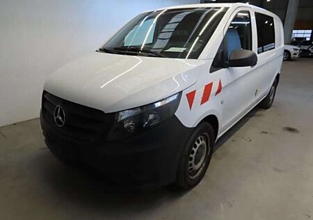 Mercedes-Benz Vito Kasten 114 4x4 ALLRAD+BÜRO+Stromversorgung!