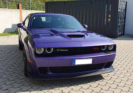 Dodge Challenger R/T Scat Pack Widebody