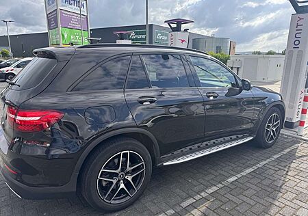 Mercedes-Benz GLC 220 d 4Matic 9G-TRONIC *AMG Line * Night Paket*