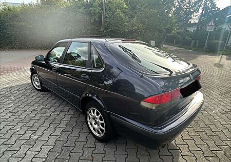 Saab 9-3 9-3 2.0i Turbo AutomatikTÜV Neu 9/28