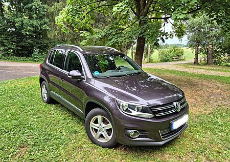 VW Tiguan Volkswagen 2.0 TDI SCR BlueMotion - TÜV bis 05/2027