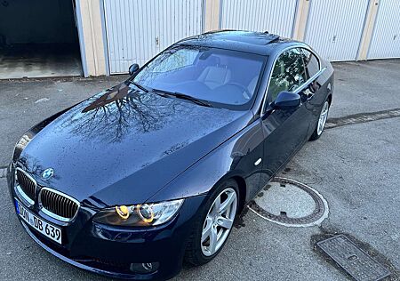 BMW 325i 325 Coupe Aut.