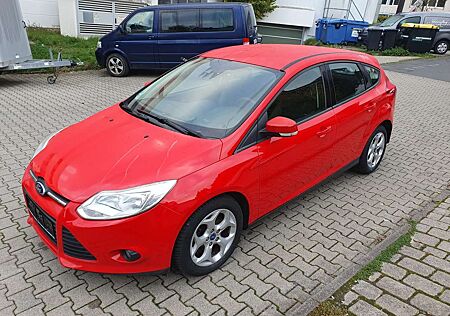 Ford Focus 1.6 TI-VCT Aut. Trend