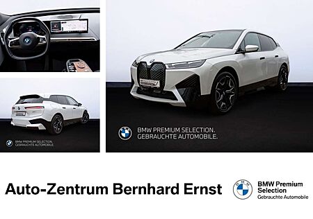 BMW iX xDrive40 Sportpaket AHK SKY 2-Achs-Luft h&k