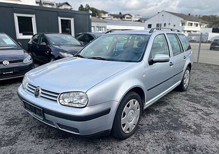 VW Golf Volkswagen 1.6 Comfortline Variant*Klimaautomatik+AHK*