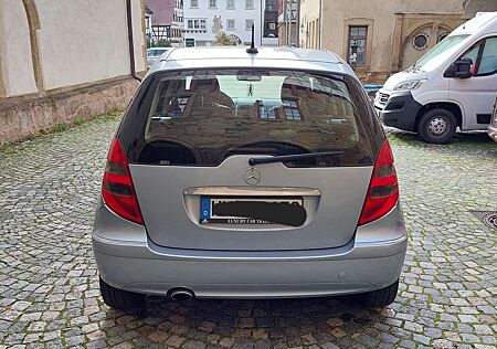 Mercedes-Benz A 150 A-Klasse 5-Türer classic