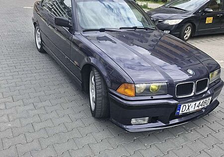 BMW 328i 328