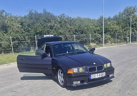 BMW 328i 328