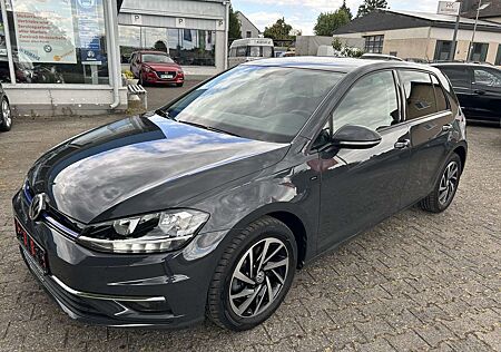 VW Golf Volkswagen Join BlueMotion TGI