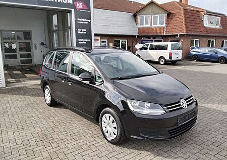 VW Sharan Volkswagen 2.0TDI 140PS Comfortline/Navi/SHZG/3-Zonen-Klima