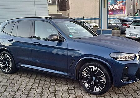 BMW iX3 m Sport Impressive-VOLLAUSSTATTUNG+Panorama+20Zoll