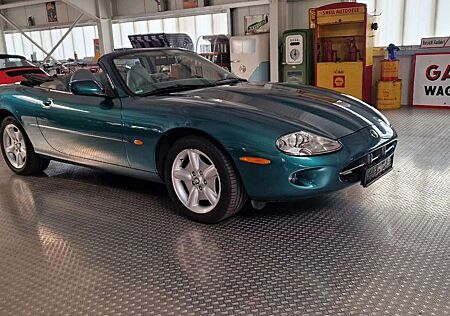 Jaguar XK8 XK 8 , 30 Jahre in einer Hand !!!
