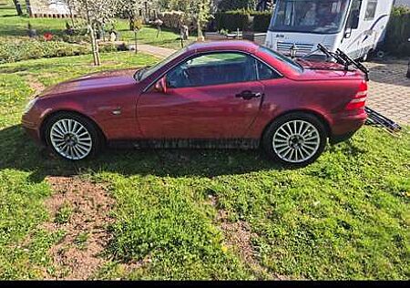 Mercedes-Benz SLK 200