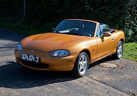 Mazda MX-5 Hardtop, 2.Hand, Garagenfahrzeug, 1.6i 16V